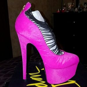 London Trash Ceres Pink Ponyhair Leather Platform $170
